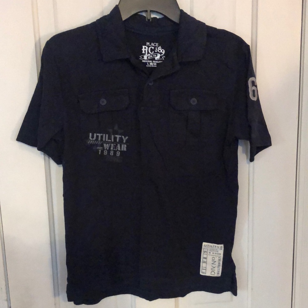 Boys The Children’s Place short sleeved collared shirt